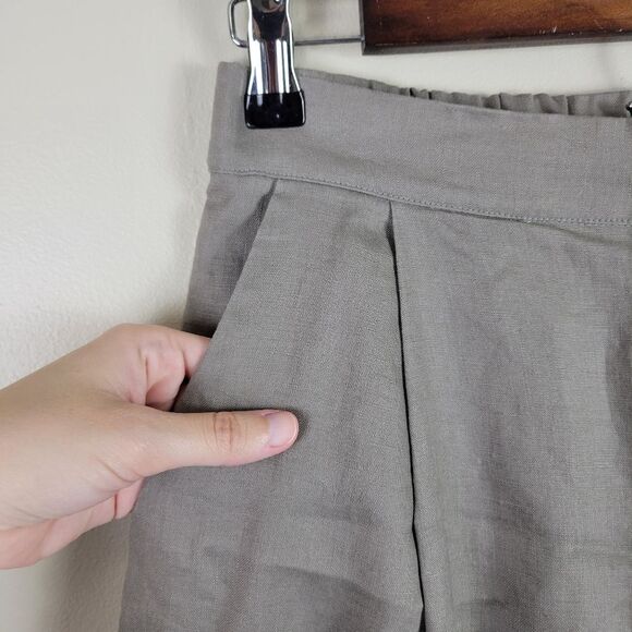 Neuflora Linen Gray Pleated Shorts - Picture 6 of 7